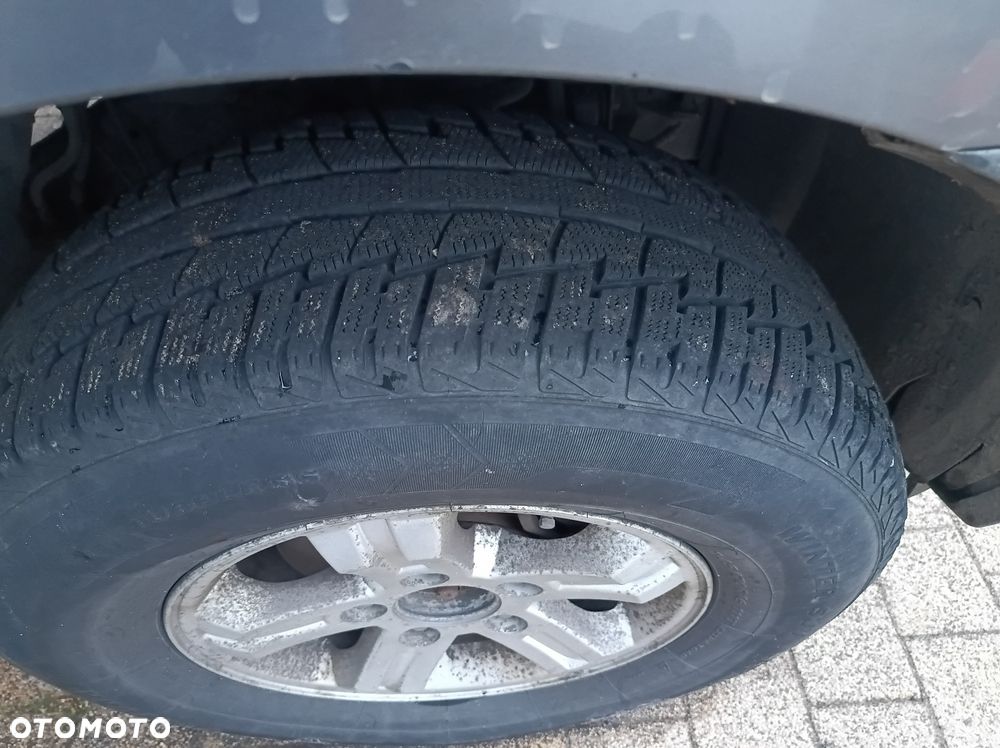 Kia Sorento - 2