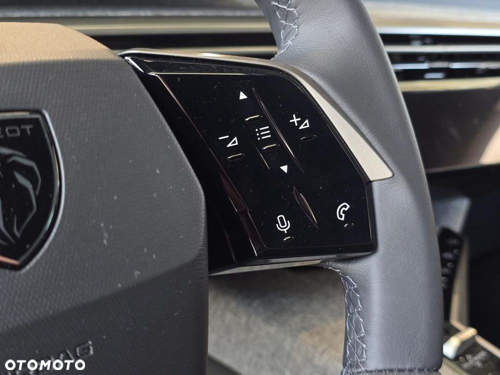 Peugeot 5008 1.2 PureTech mHEV Allure S&S e-DCS6 - 16