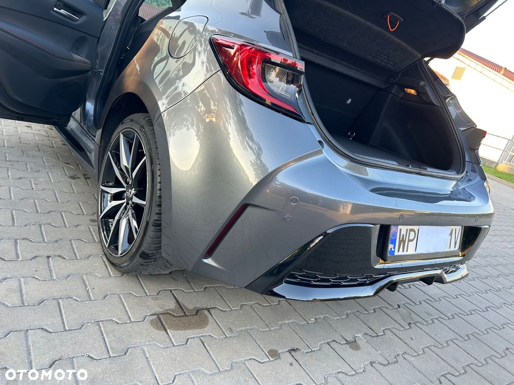 Toyota Corolla 2.0 Hybrid GR Sport Dynamic - 3