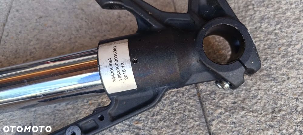 DUCATI MULTISTRADA 1200 1260 KOŁO FELGA TARCZE PÓŁKA DOLNA OŚ LAGI - 11