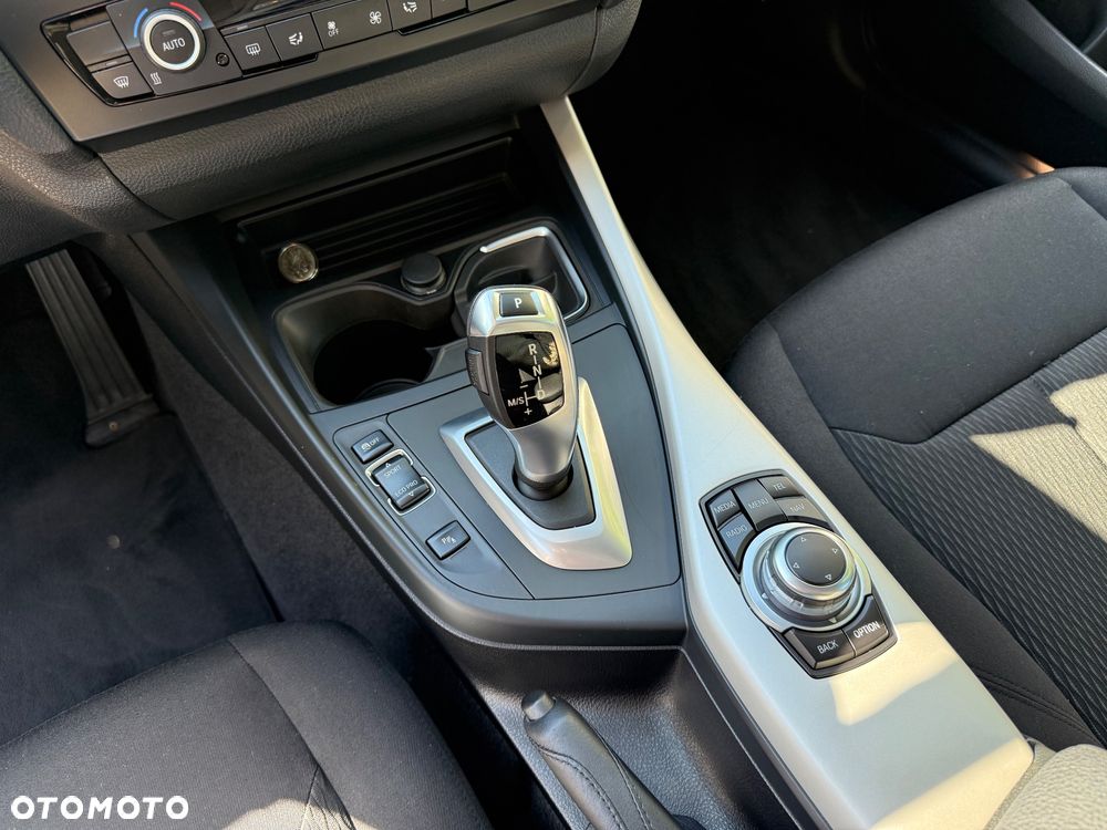 BMW Seria 1 - 9