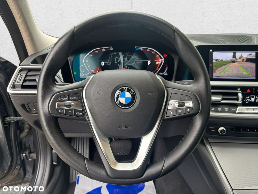 BMW Seria 3 2022