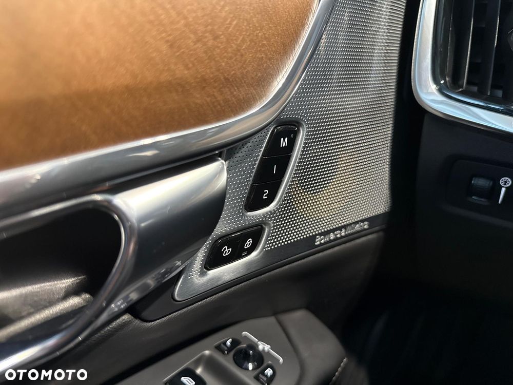 Volvo V90 D5 AWD Inscription - 18