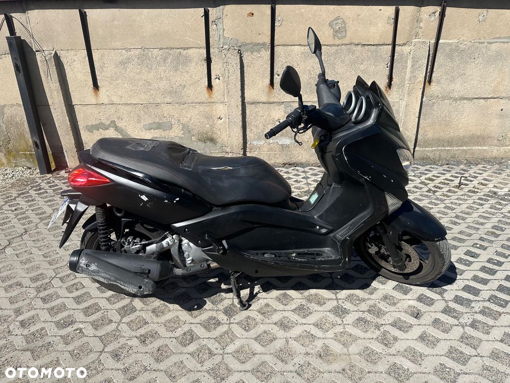 Yamaha X-max - 6