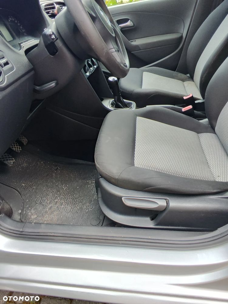 Volkswagen Polo 1.6 TDI DPF Trendline - 16