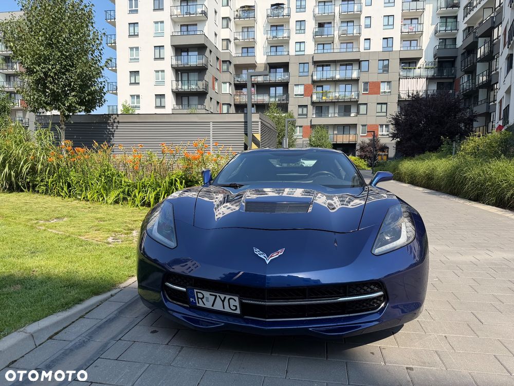 Chevrolet Corvette - 3