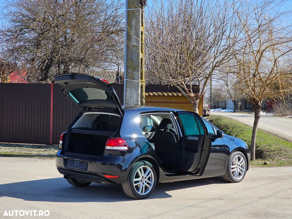 Volkswagen Golf 2.0 TDI Highline - 4