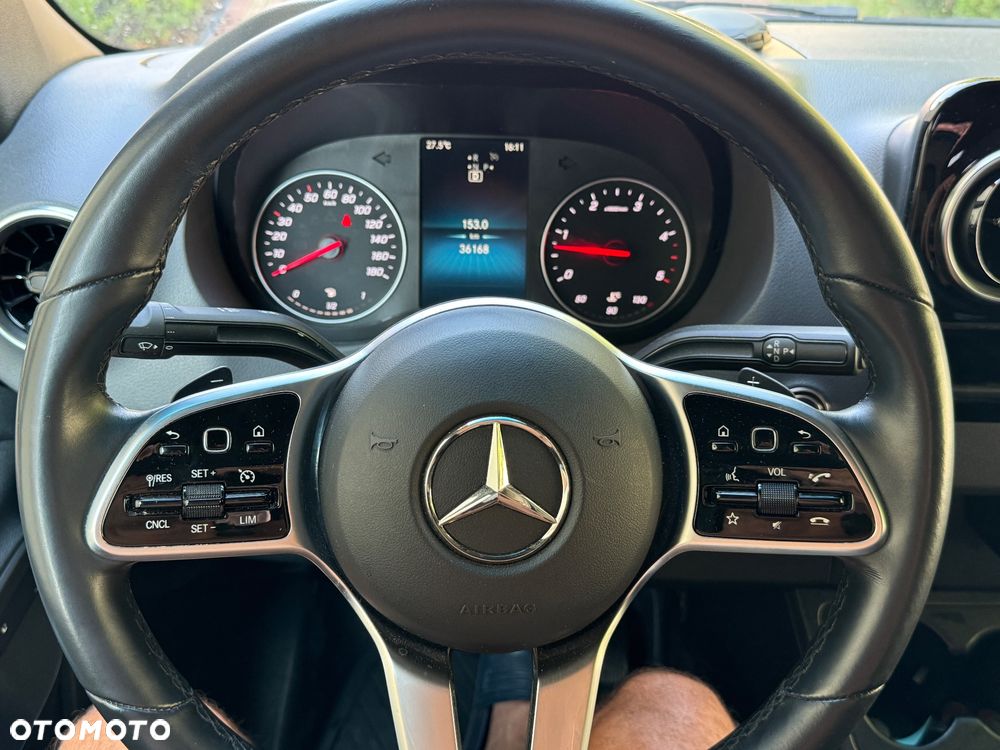 Mercedes-Benz Sprinter - 17