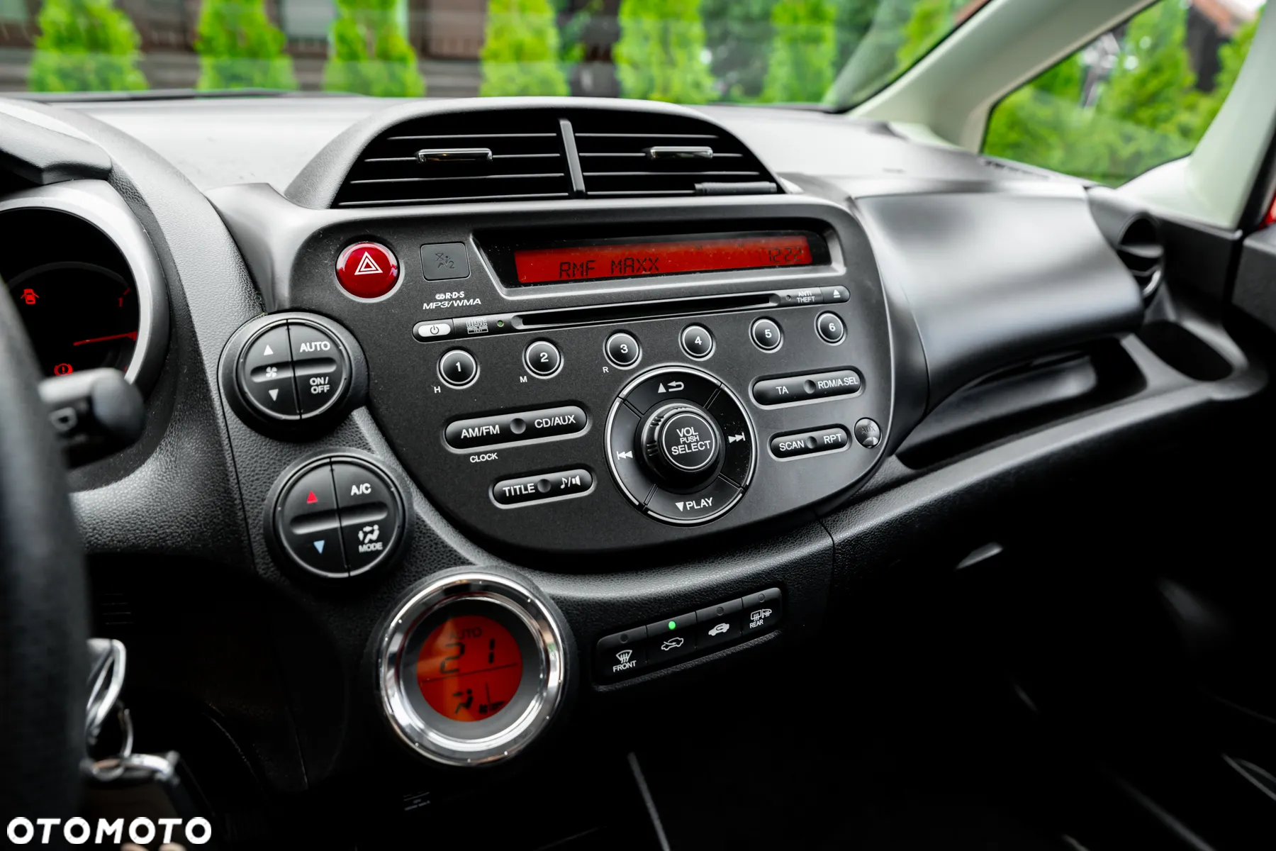 Honda Jazz 1.4 SI - 28
