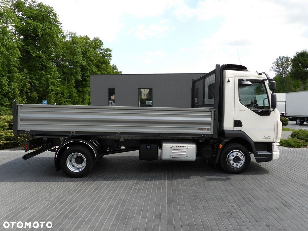 DAF LF 180 WYWROTKA TRÓJSTRONNA TEMPOMAT LEDY AUTOMAT  BLIŹNIACZE KOŁA KLIMATYZACJA  180KM - 8
