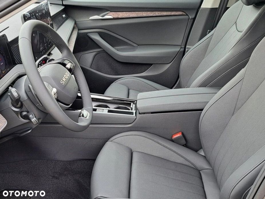 Skoda Superb 2.0 TDI SCR L&K DSG - 6