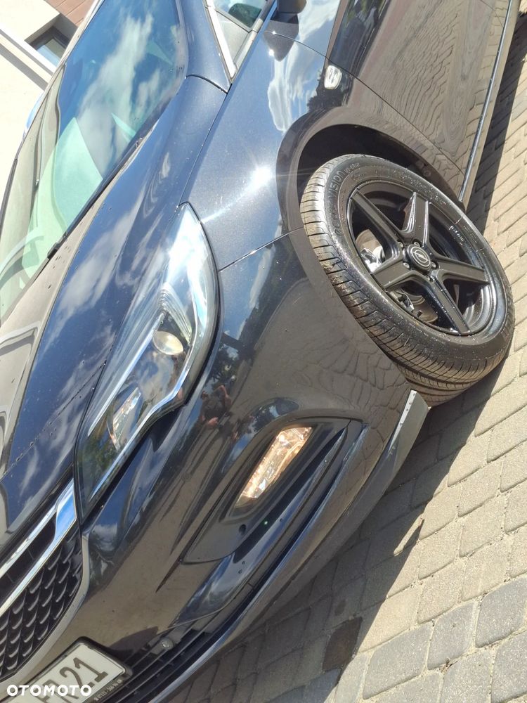 Opel Astra 1.4 Turbo Start/Stop Dynamic - 17