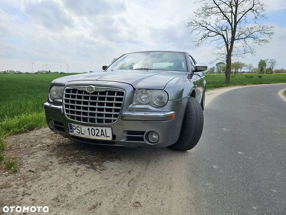 Chrysler 300C - 35