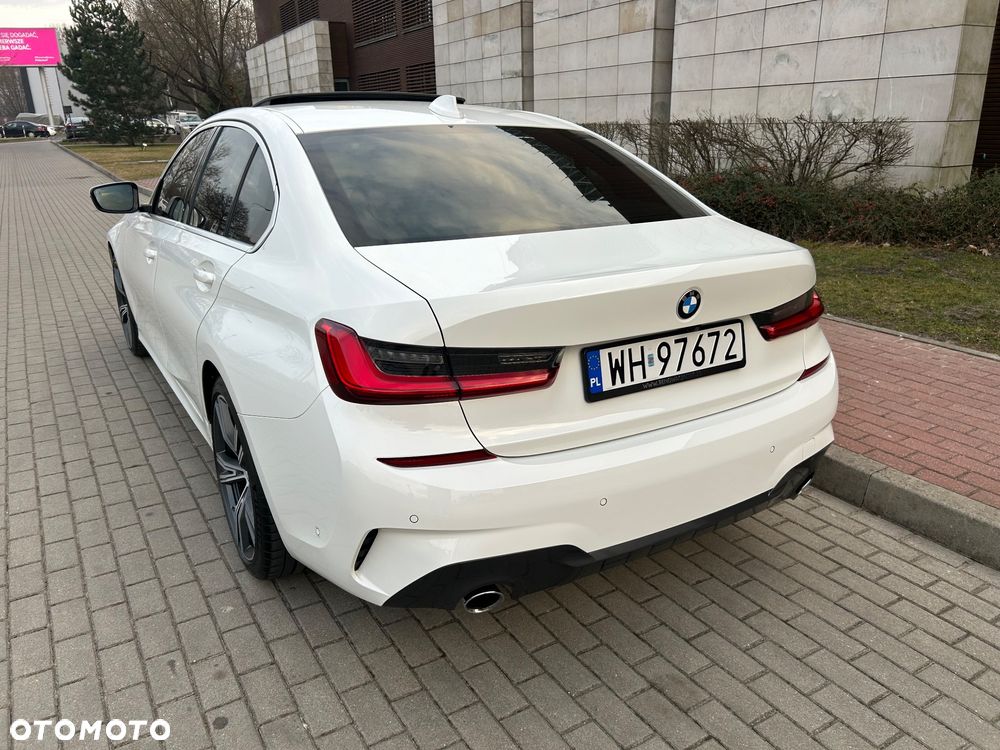 BMW Seria 3 330i M Sport sport - 3