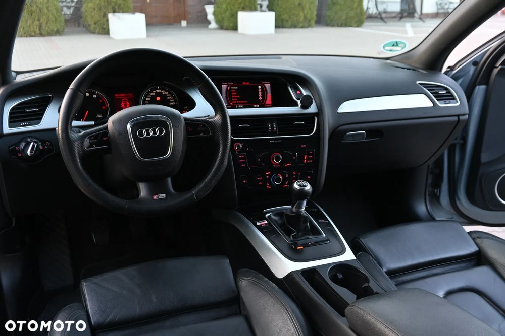 Audi A4 Limousine 2.0 TFSI S line Sportpaket (plus) - 25