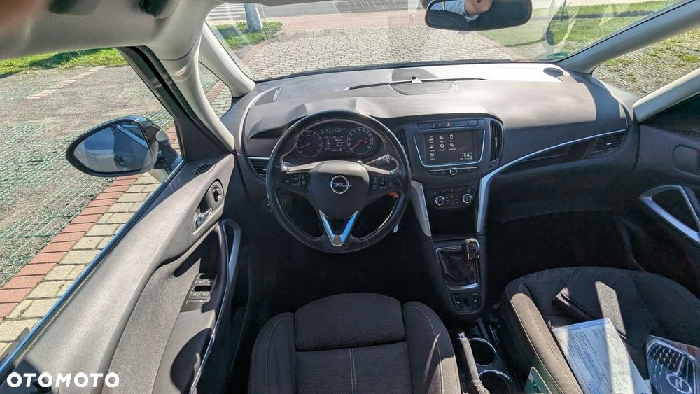 Opel Zafira - 19