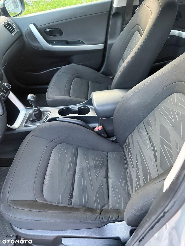 Kia Ceed 1.6 GDI ISG UEFA EURO 2016 - 33