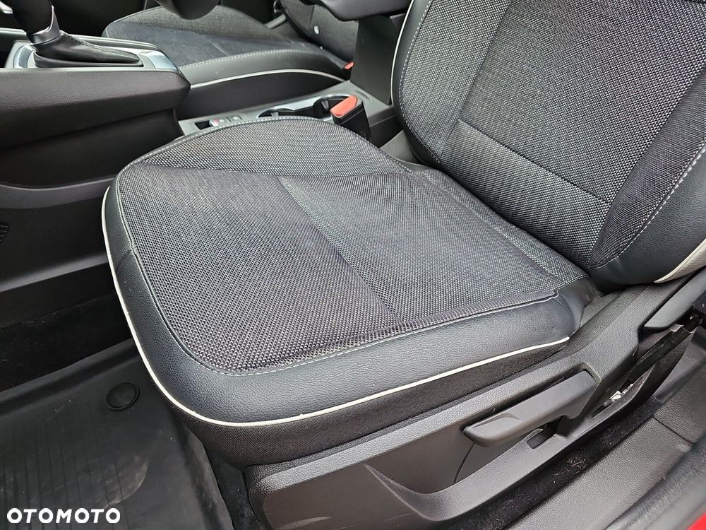 Renault Captur - 24