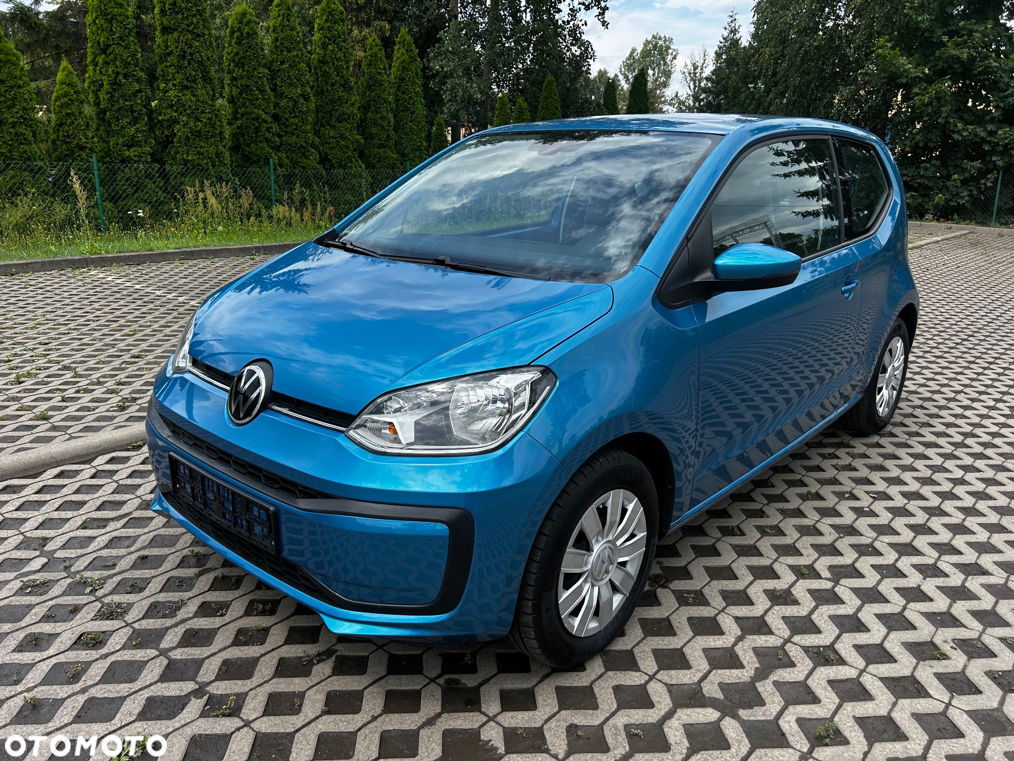 Volkswagen up! 1.0 move - 12