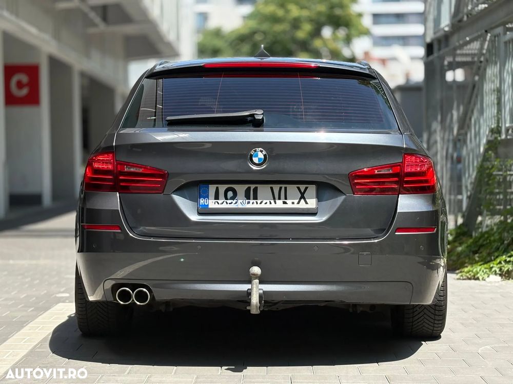 BMW Seria 5 520d AT - 2