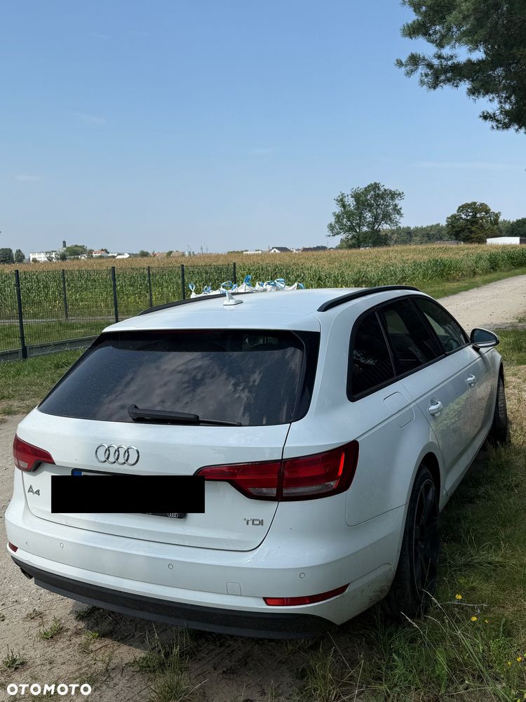 Audi A4 Avant 2.0 TDI S tronic - 4