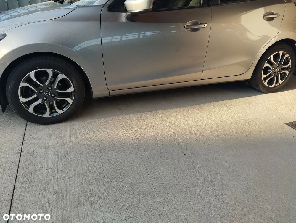 Mazda 2 2019- 2022 zderzak części - 8