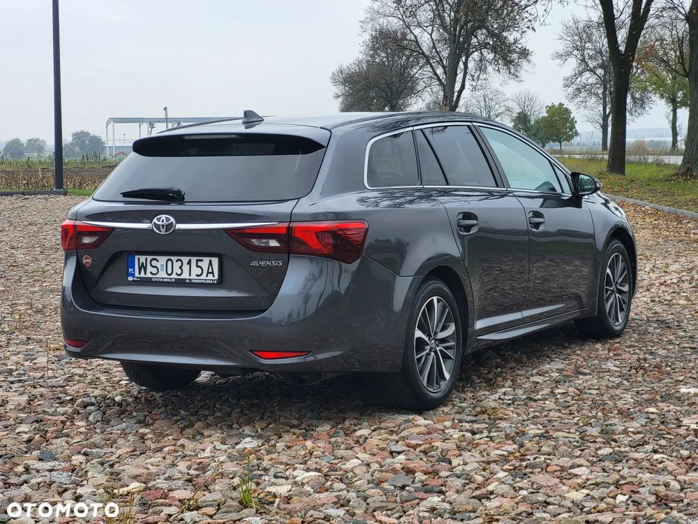 Toyota Avensis 1.8 Prestige MS - 7