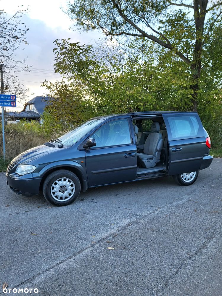 Chrysler Voyager - 11