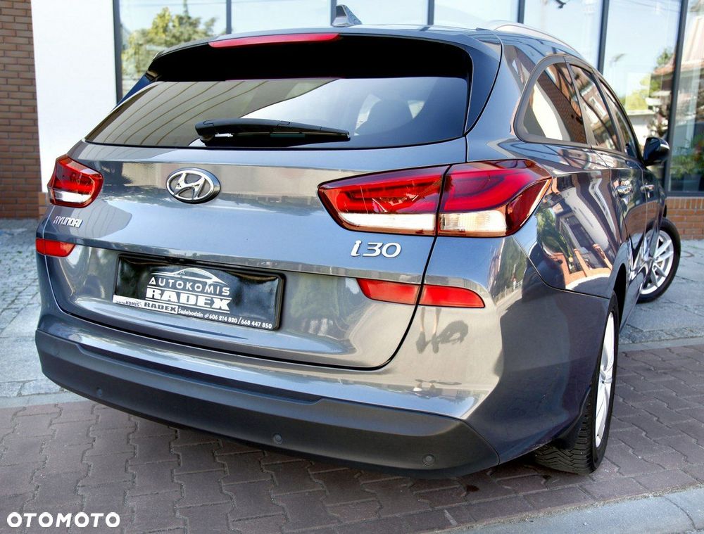 Hyundai i30 - 23