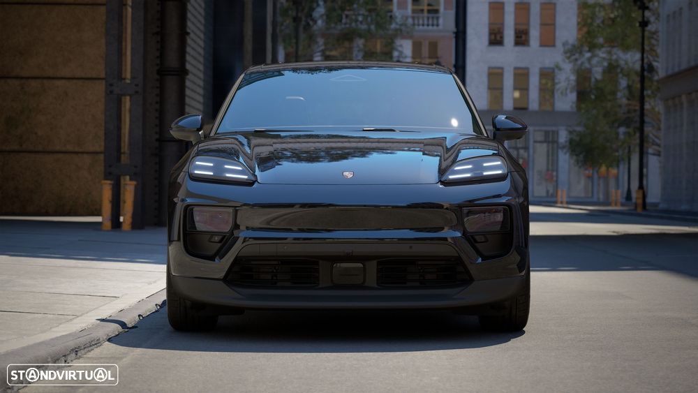 Porsche Macan Electric 4 - 6