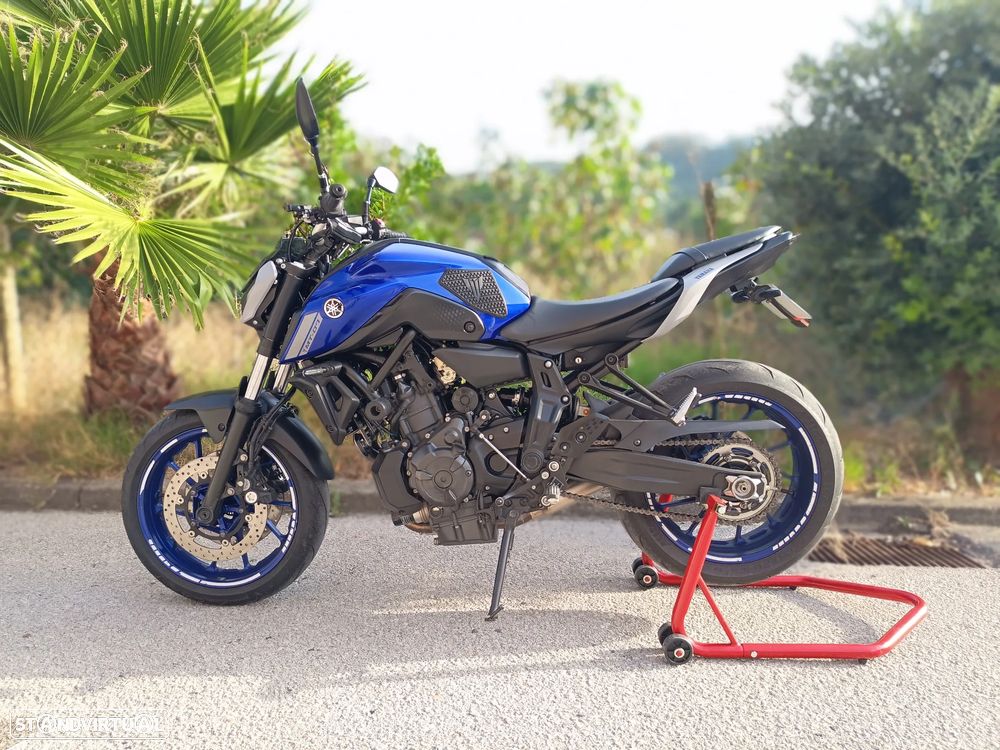 Yamaha MT-07 - 1