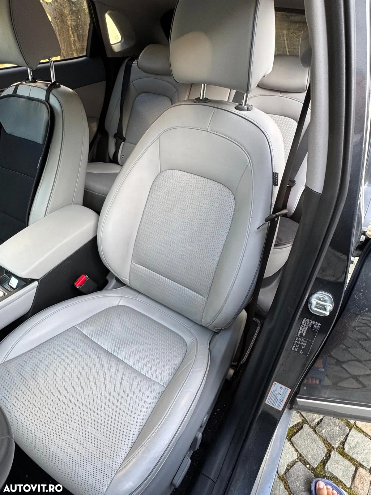Hyundai KONA Electric 204CP Luxury+ - 4