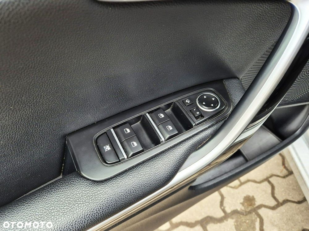 Kia Ceed - 13