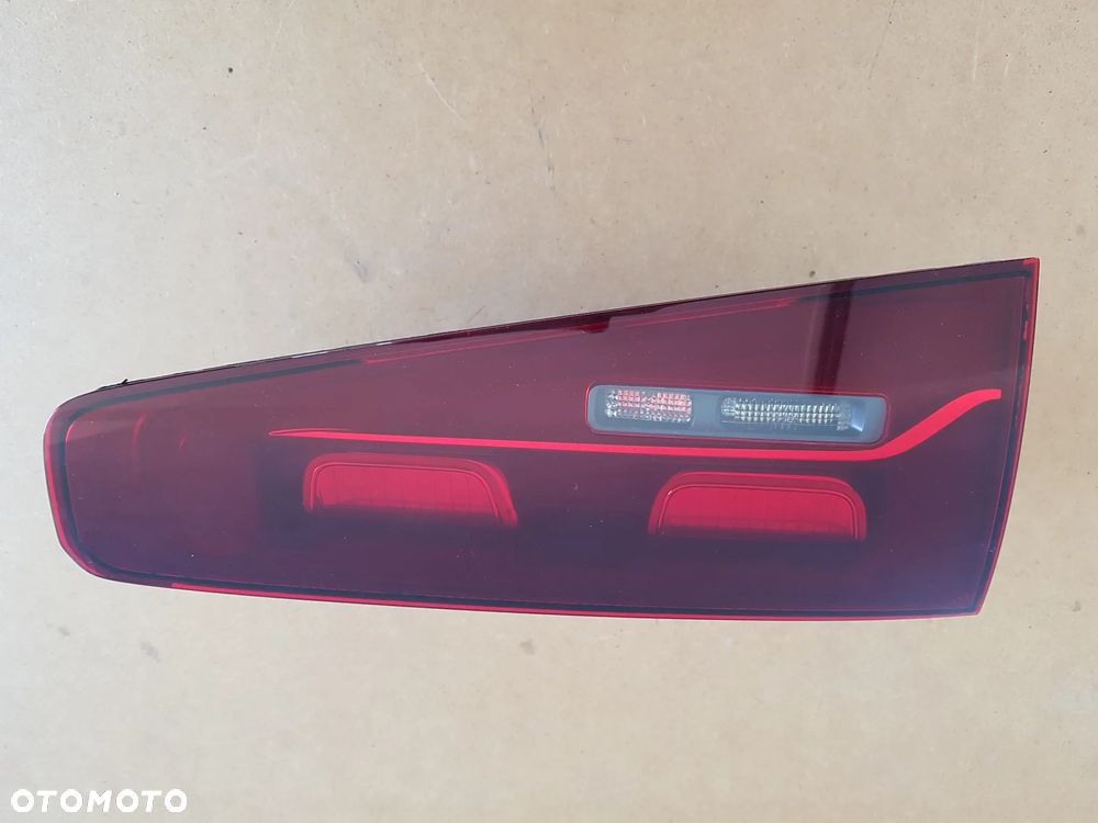 mercedes gls 24^ lampa led lewa na klapę A1679067710 - 2