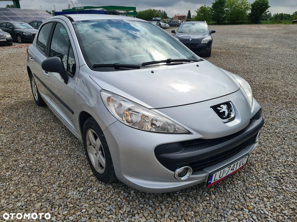 Peugeot 207 1.4 Trendy - 13