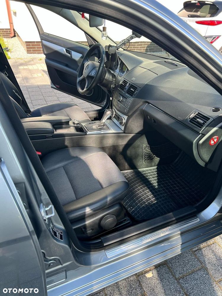 Mercedes-Benz Klasa C - 12