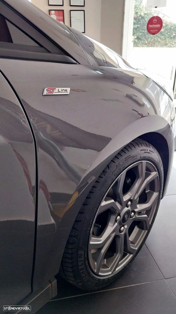 Ford Fiesta 1.0 EcoBoost MHEV ST-Line - 19