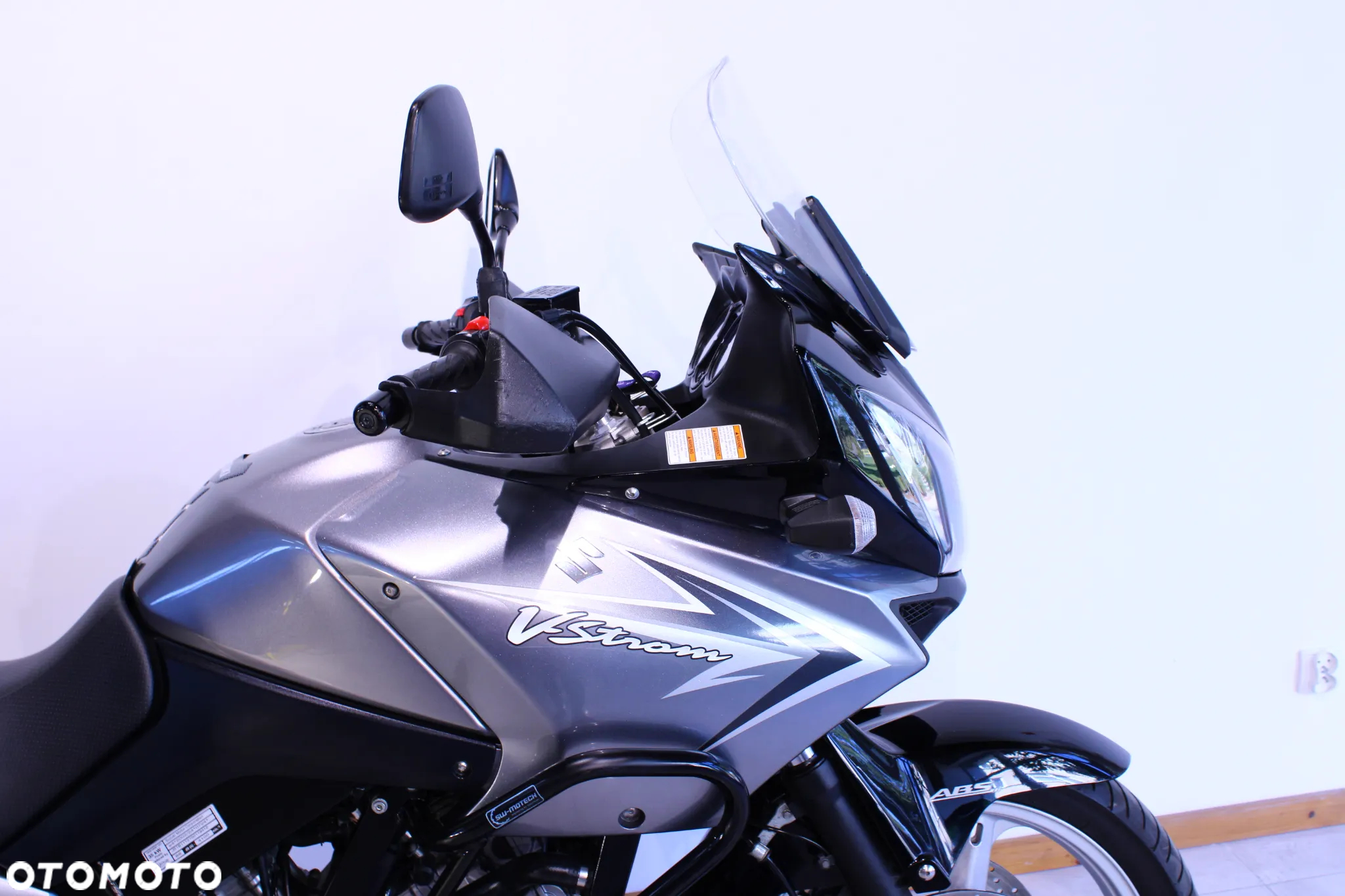 Suzuki DL - 12