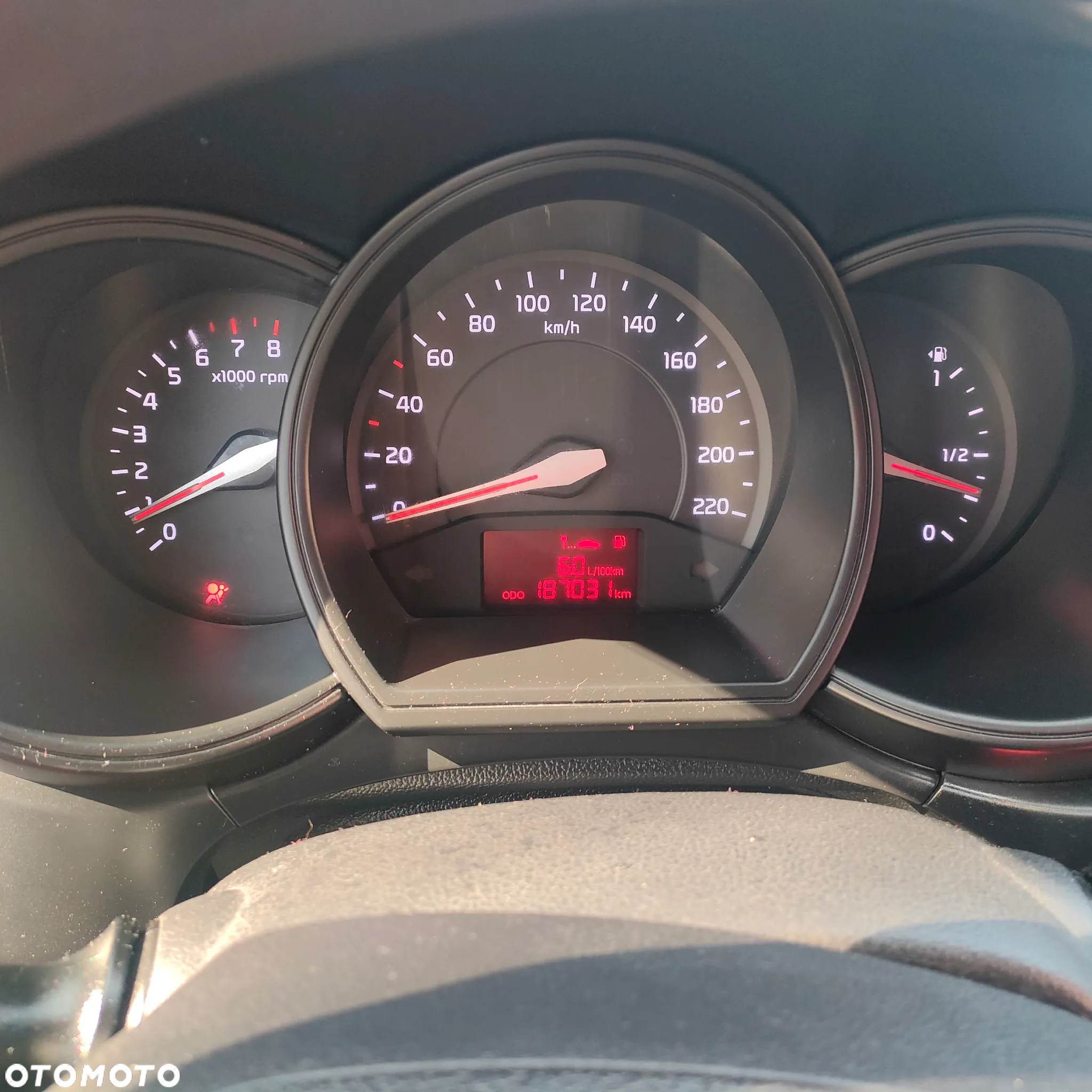 Kia Rio 1.2 L - 20