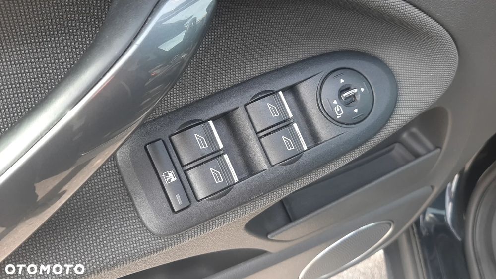 Ford Kuga 2.0 TDCi Individual - 16