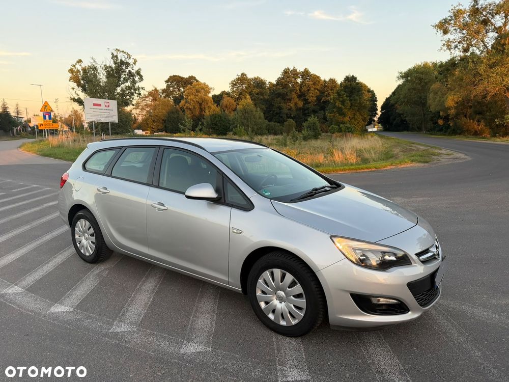 Opel Astra 1.7 CDTI Enjoy - 10
