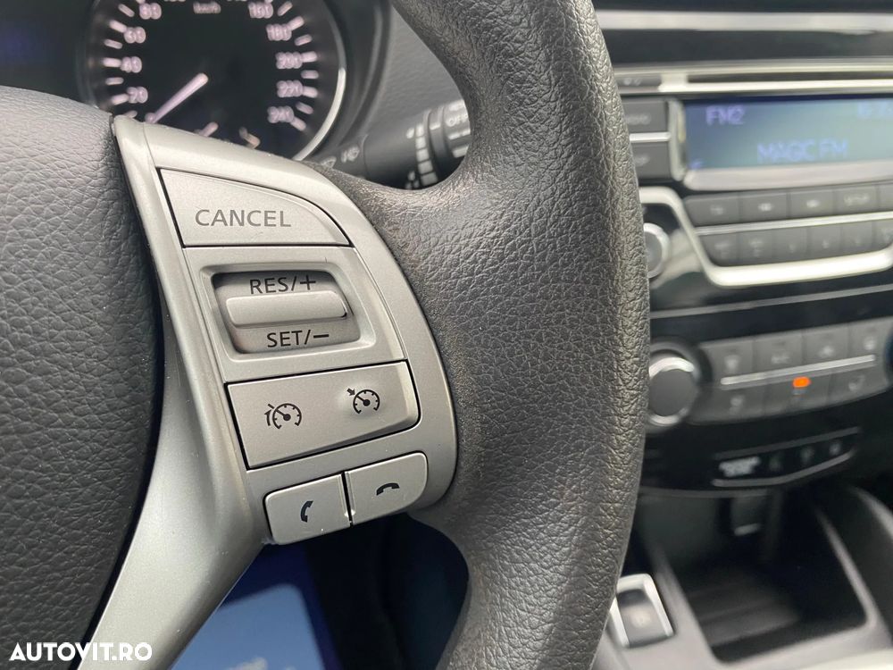 Nissan Qashqai - 18