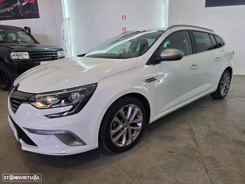 Renault Mégane - 5