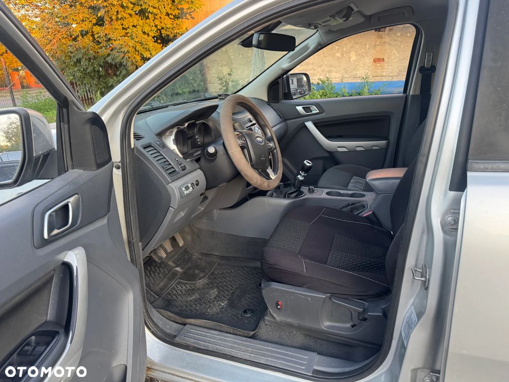 Ford Ranger 3.2 TDCi 4x4 DC Wildtrak - 12