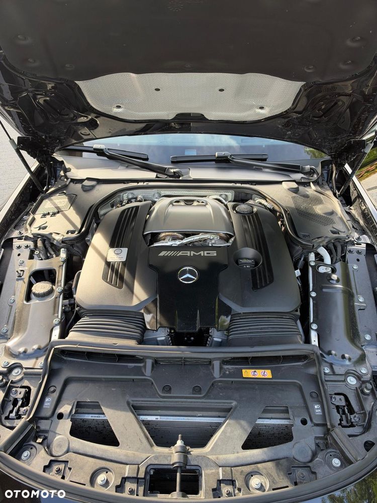 Mercedes-Benz AMG GT 63 4Matic+ - 23