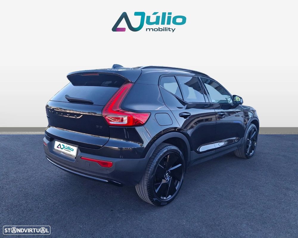 Volvo XC 40 2.0 B3 Black Edition - 8