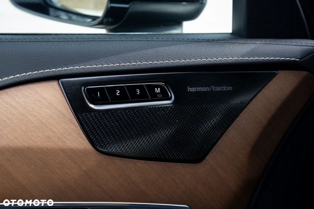 Volvo XC 90 D5 SCR AWD Inscription - 11