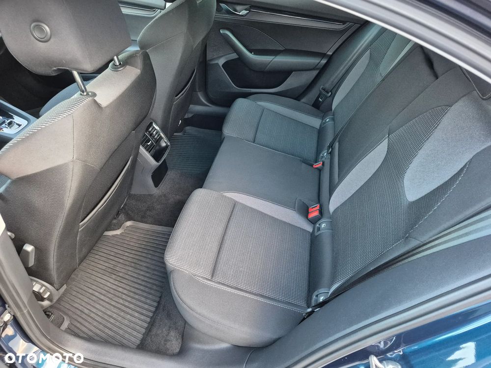 Skoda Octavia 1.5 TSI e-Tec Ambition DSG - 6