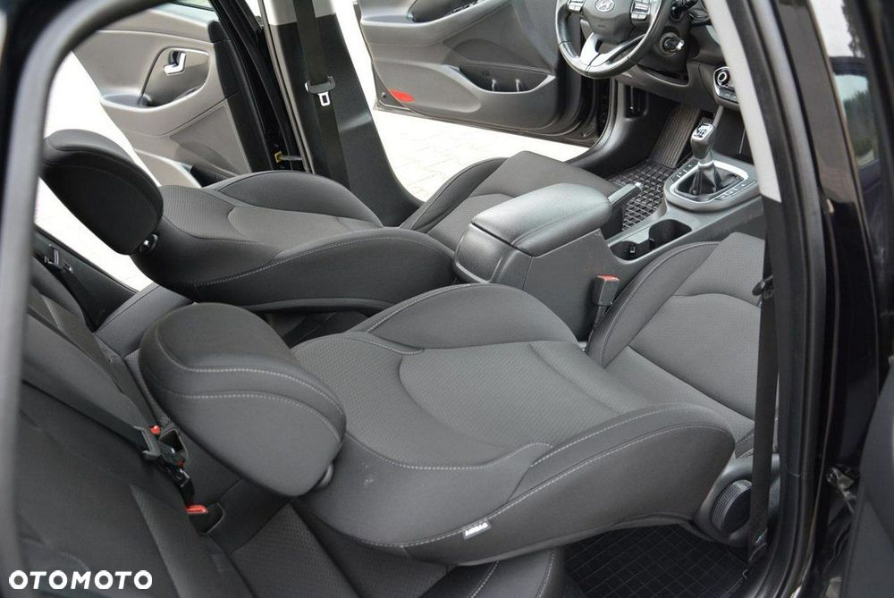 Hyundai i30 1.4 Style - 17