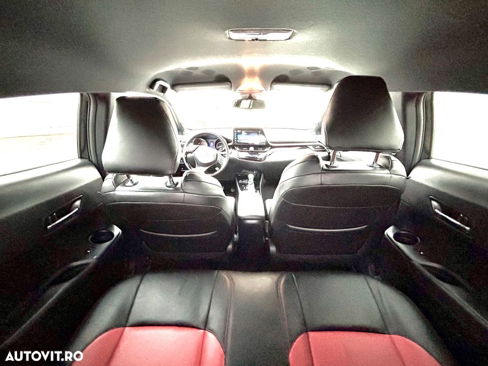 Toyota C-HR Lounge - 6